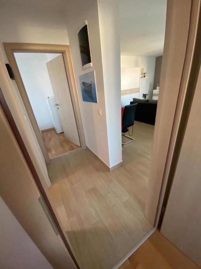 Apartman Erika Nin Exteriör bild
